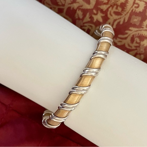 14k Two Tone real Gold flexible classy bangle Bracelet - Picture 3 of 10